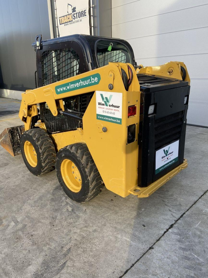 CAT 226 D3 (5867) - 스키드 스티어 로더 : 사진 2 CAT 226 D3 (5867) - 스키드 스티어 로더 : 사진 2