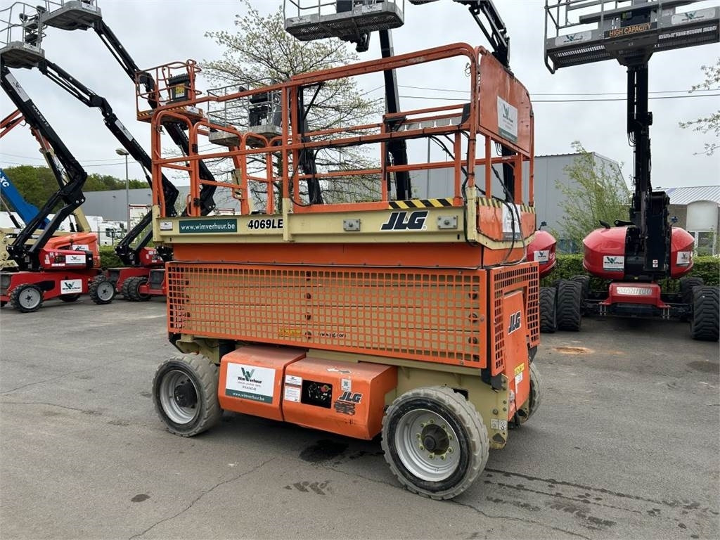 JLG 4069 LE (3614) - 시저 리프트 : 사진 3 JLG 4069 LE (3614) - 시저 리프트 : 사진 3
