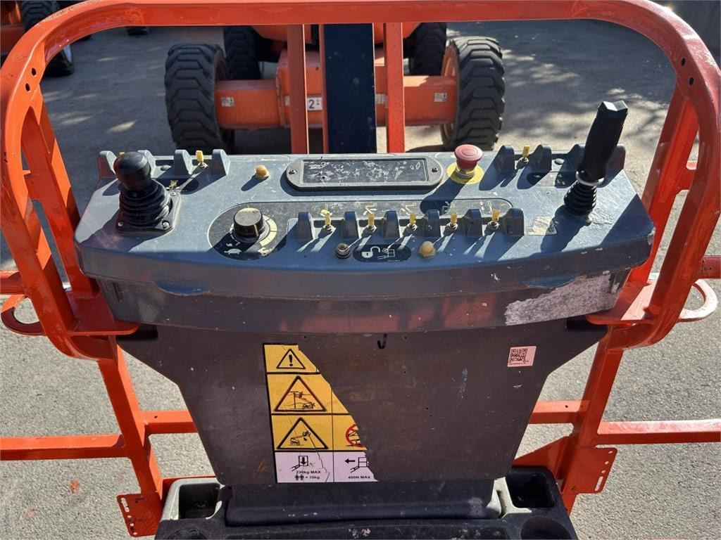 JLG 600 AJ (3218)  - 관절 붐 : 사진 3 JLG 600 AJ (3218)  - 관절 붐 : 사진 3