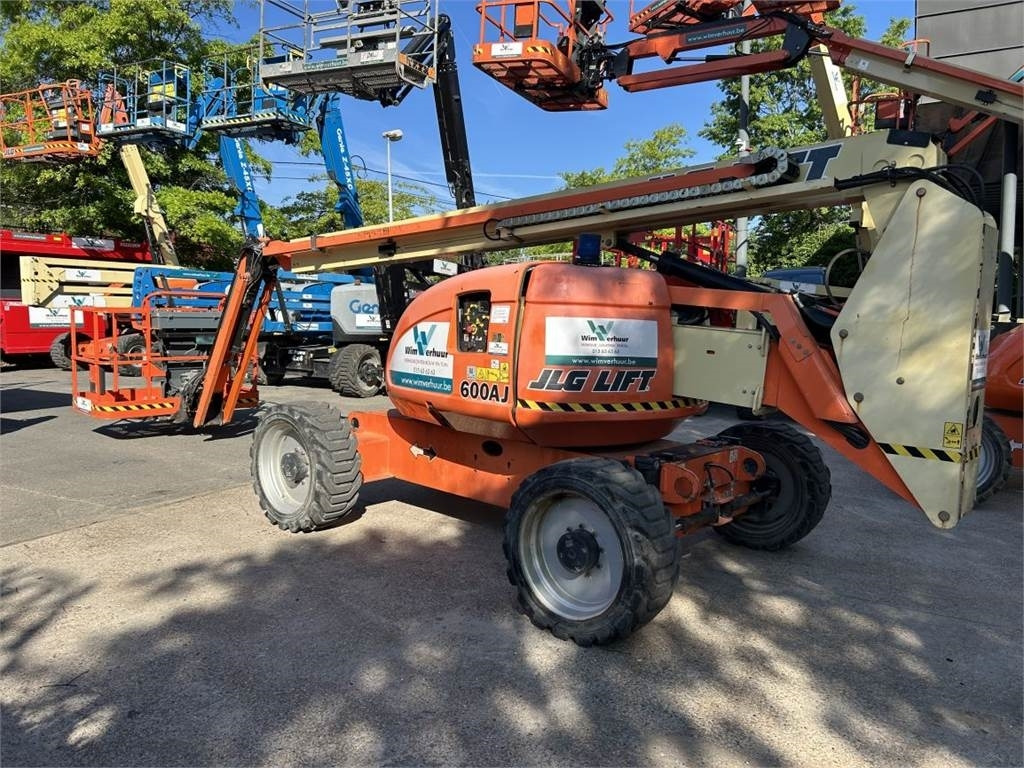 JLG 600 AJ (3218) - 관절 붐 : 사진 1 JLG 600 AJ (3218) - 관절 붐 : 사진 1