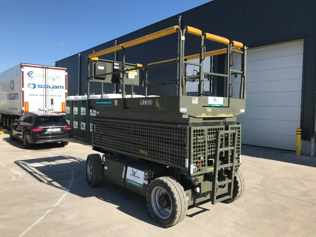 JLG M 3369 - 시저 리프트 : 사진 5 JLG M 3369 - 시저 리프트 : 사진 5