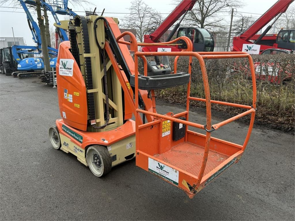 JLG Toucan 10E (7356) - 수직 마스트 리프트 : 사진 3 JLG Toucan 10E (7356) - 수직 마스트 리프트 : 사진 3