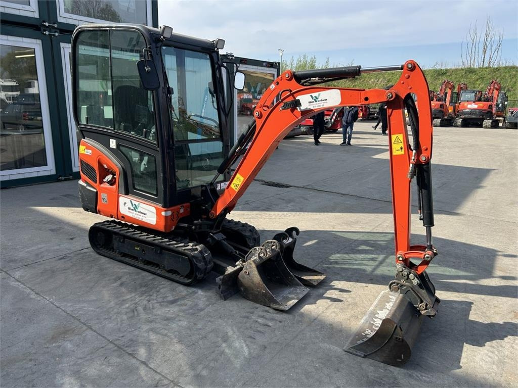 Kubota KX019-4 (8684)  - 미니 굴삭기 : 사진 2 Kubota KX019-4 (8684)  - 미니 굴삭기 : 사진 2