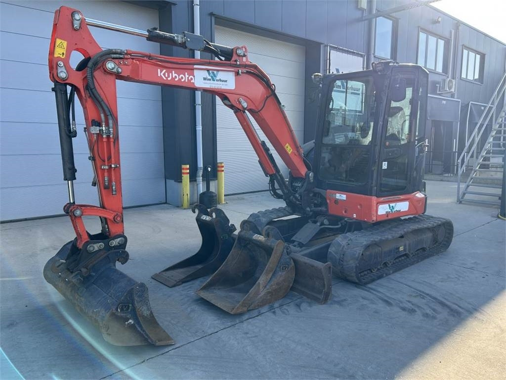 Kubota U50-5 (5016) - 미니 굴삭기 : 사진 3 Kubota U50-5 (5016) - 미니 굴삭기 : 사진 3