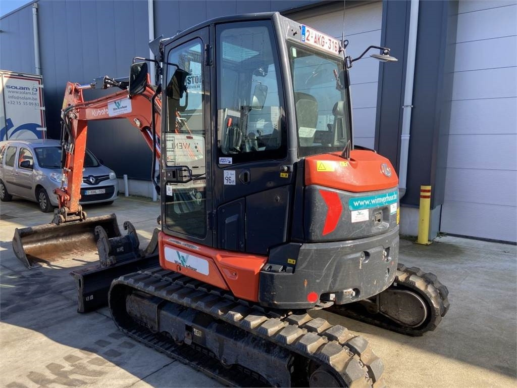 Kubota U50-5 (5020) - 미니 굴삭기 : 사진 2 Kubota U50-5 (5020) - 미니 굴삭기 : 사진 2