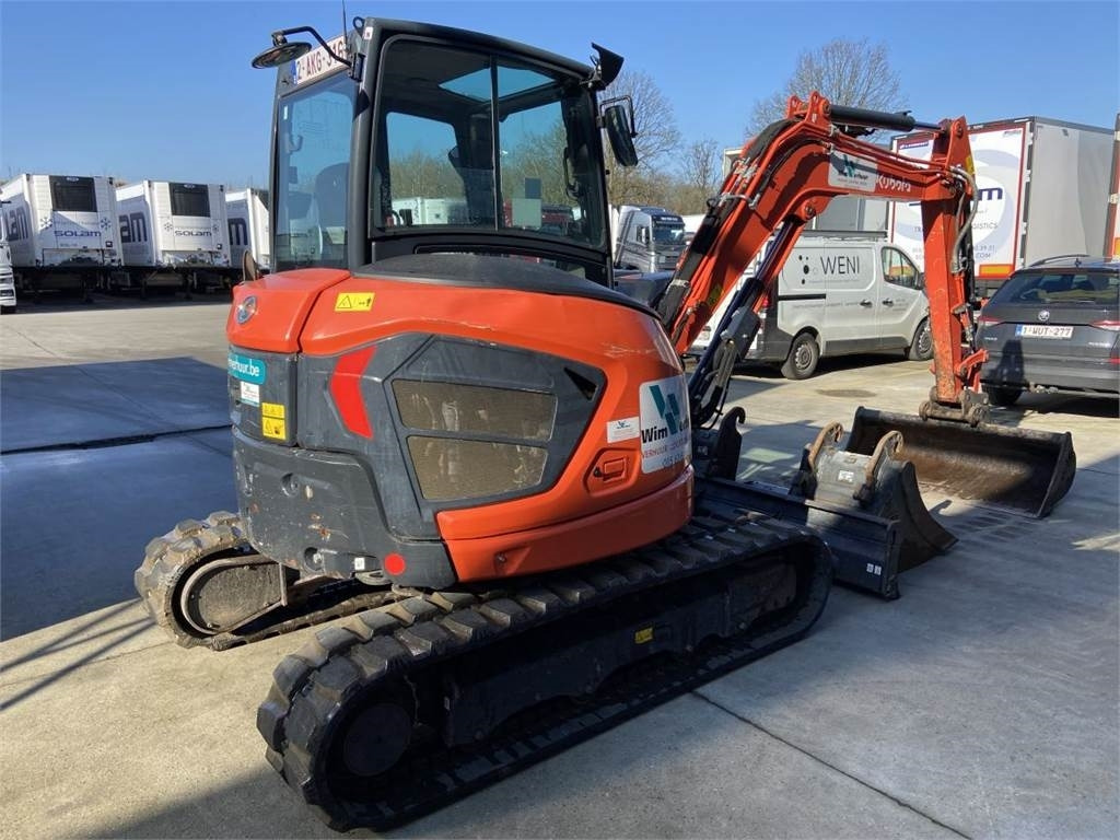 Kubota U50-5 (5020) - 미니 굴삭기 : 사진 5 Kubota U50-5 (5020) - 미니 굴삭기 : 사진 5