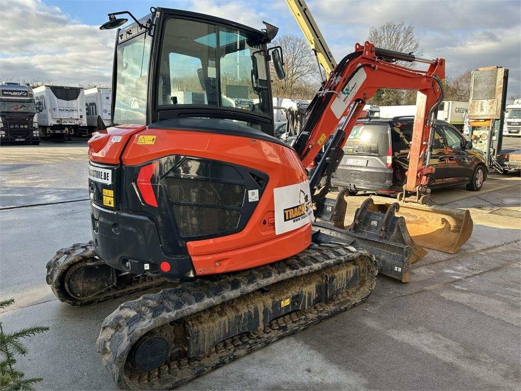 Kubota U50-5 (8596) - 미니 굴삭기 : 사진 3 Kubota U50-5 (8596) - 미니 굴삭기 : 사진 3