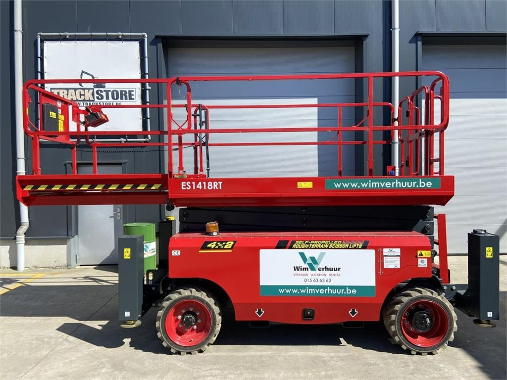 Magni ES1418RT (7940) - 시저 리프트 : 사진 4 Magni ES1418RT (7940) - 시저 리프트 : 사진 4