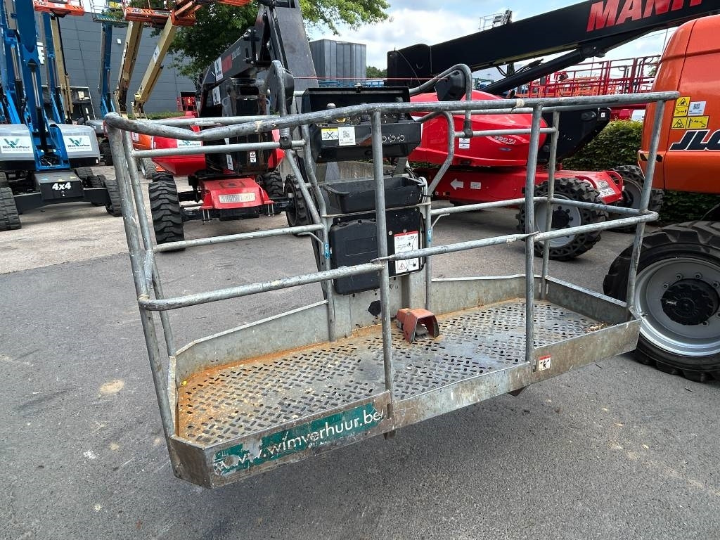 Manitou 200 ATJ RC - 관절 붐 : 사진 5 Manitou 200 ATJ RC - 관절 붐 : 사진 5