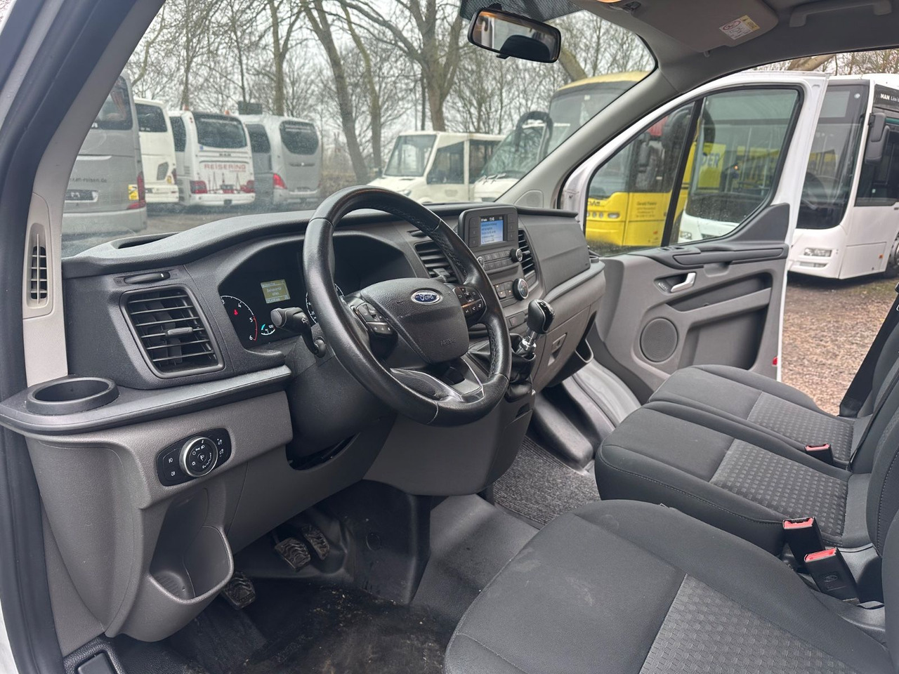 Ford Transit Custom (Klima*Euro 6) - 소형 버스, 승합차 : 사진 3 Ford Transit Custom (Klima*Euro 6) - 소형 버스, 승합차 : 사진 3