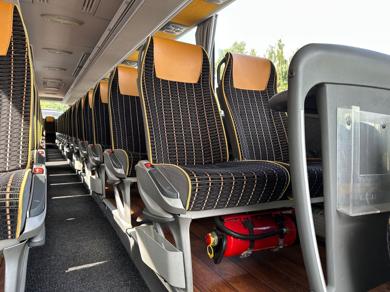 Mercedes-Benz O 350 Tourismo 17 RHD-L TOP - 대형 버스 : 사진 5 Mercedes-Benz O 350 Tourismo 17 RHD-L TOP - 대형 버스 : 사진 5