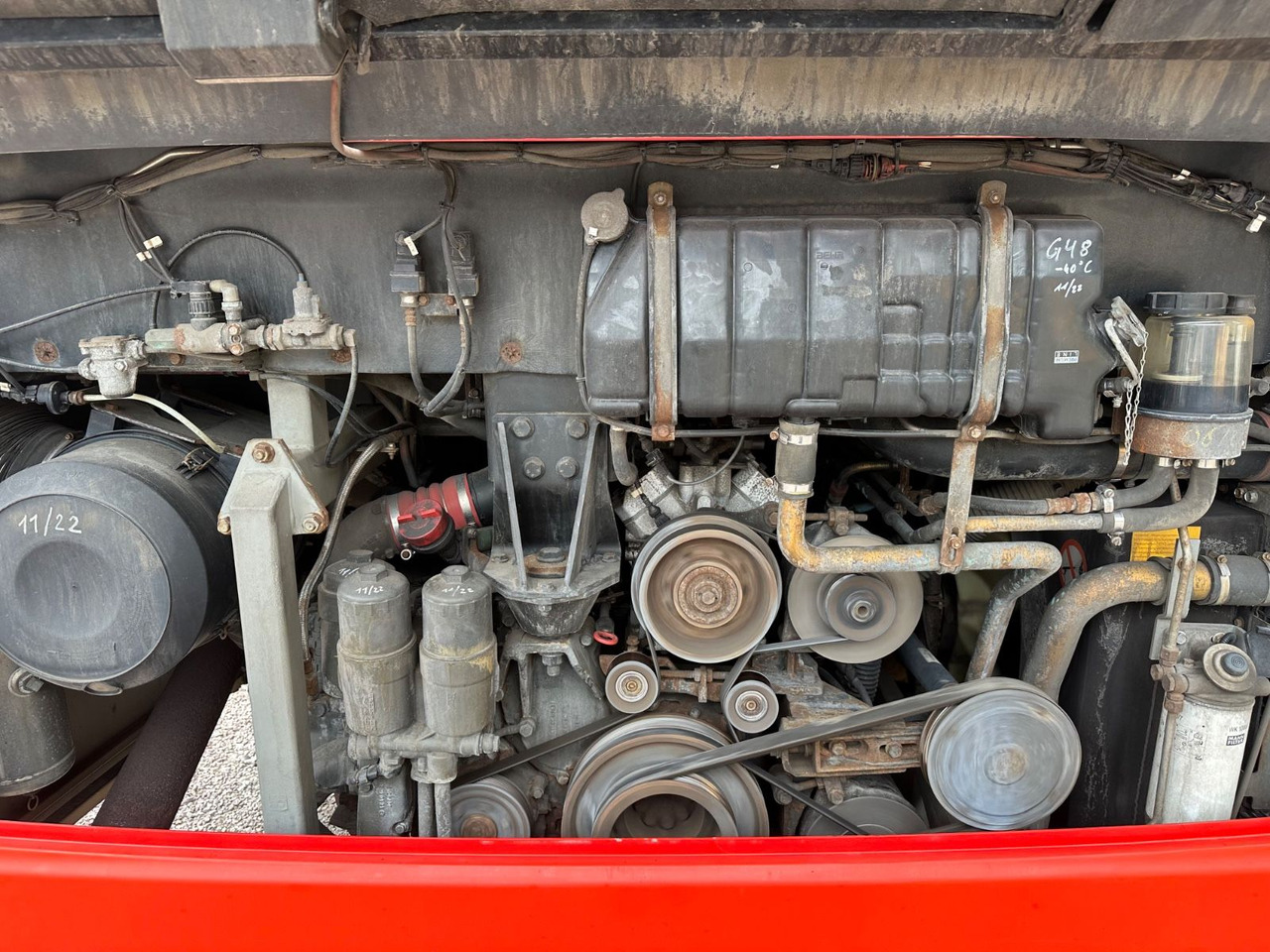 Mercedes-Benz O550 Integro (56 Sitze*Klima*Schalt) - 교외 버스 : 사진 4 Mercedes-Benz O550 Integro (56 Sitze*Klima*Schalt) - 교외 버스 : 사진 4