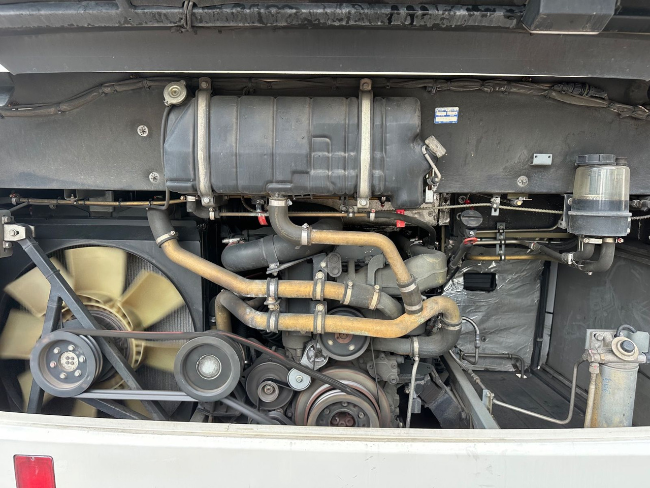 Mercedes-Benz O560 Intouro (EEV*Schalt) - 교외 버스 : 사진 3 Mercedes-Benz O560 Intouro (EEV*Schalt) - 교외 버스 : 사진 3