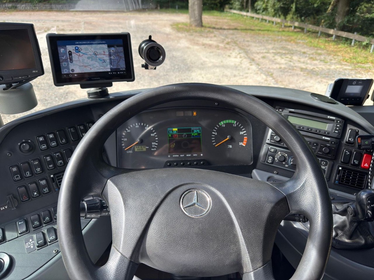 Mercedes-Benz Tourismo O350 17 RHD-L (59Sitze*DE*TOP) - 대형 버스 : 사진 5 Mercedes-Benz Tourismo O350 17 RHD-L (59Sitze*DE*TOP) - 대형 버스 : 사진 5