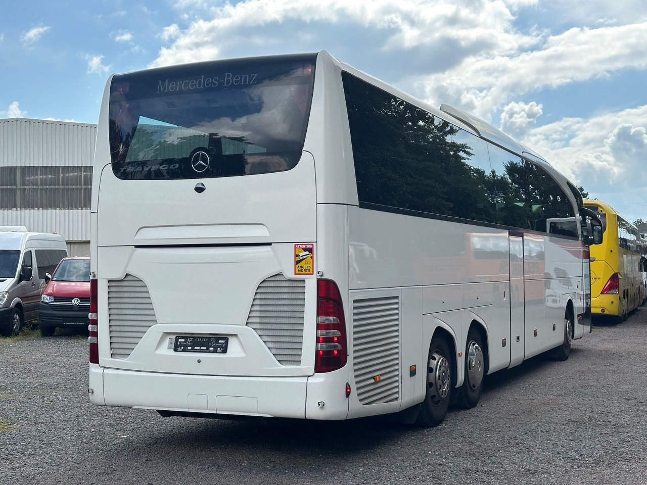 Mercedes-Benz Travego O580 16 RHD-M (LuxLine*Euro 6*TOP*DE) - 대형 버스 : 사진 3 Mercedes-Benz Travego O580 16 RHD-M (LuxLine*Euro 6*TOP*DE) - 대형 버스 : 사진 3