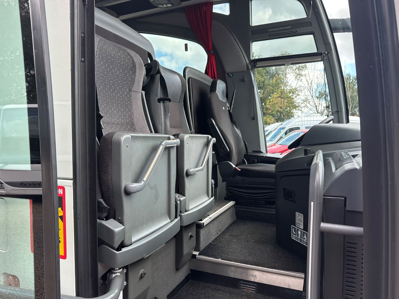 대형 버스 Mercedes-Benz Travego O580 16 RHD-M (LuxLine*Euro 6*TOP*DE) : 사진 14