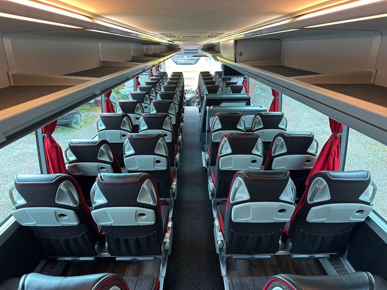대형 버스 Mercedes-Benz Travego O580 16 RHD-M (LuxLine*Euro 6*TOP*DE) : 사진 23