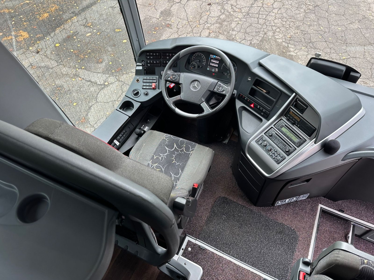 Mercedes-Benz Travego O580 16 RHD-M (LuxLine*TOP*DE) - 대형 버스 : 사진 5 Mercedes-Benz Travego O580 16 RHD-M (LuxLine*TOP*DE) - 대형 버스 : 사진 5