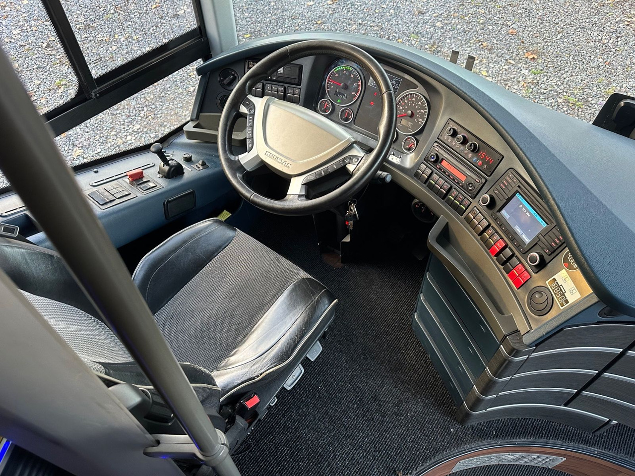 Neoplan P06 Skyliner L (78 Sitze*TOP*Panorama) - 2층 버스 : 사진 5 Neoplan P06 Skyliner L (78 Sitze*TOP*Panorama) - 2층 버스 : 사진 5