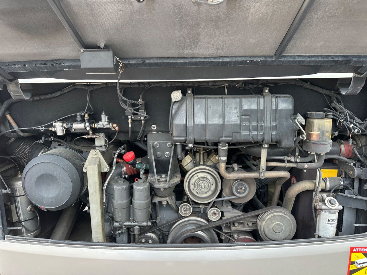 Setra S 415 UL GT (Motor neu*TOP) - 교외 버스 : 사진 3 Setra S 415 UL GT (Motor neu*TOP) - 교외 버스 : 사진 3