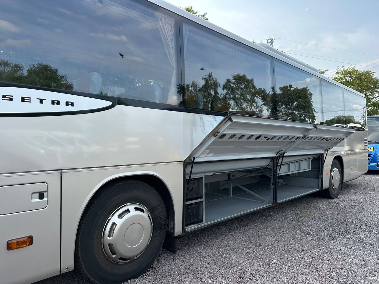 Setra S 415 UL GT (Motor neu*TOP) - 교외 버스 : 사진 4 Setra S 415 UL GT (Motor neu*TOP) - 교외 버스 : 사진 4