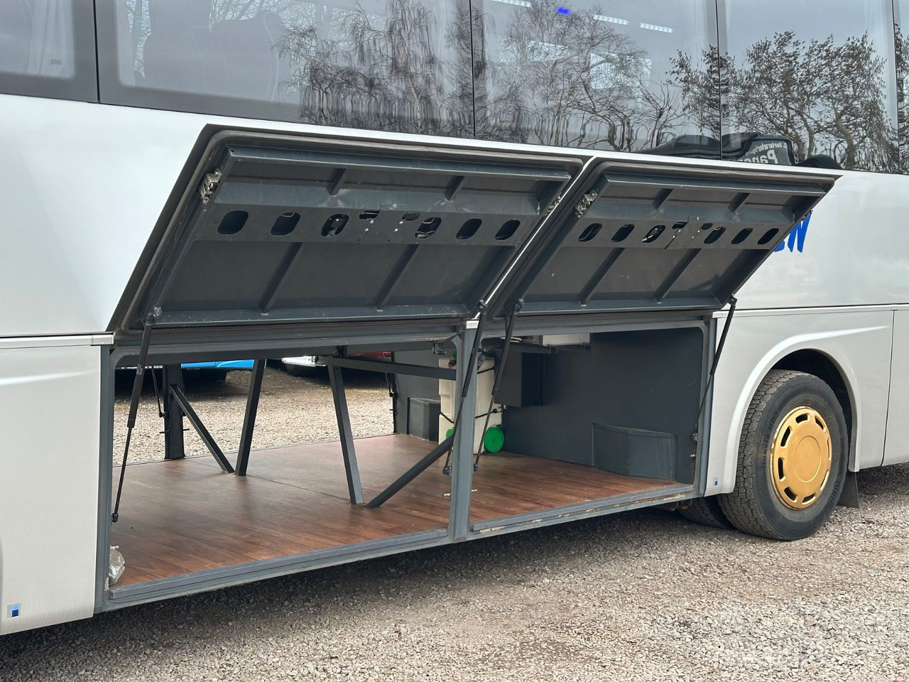 Temsa MD9 C (wenig Km*34 Sitze) - 대형 버스 : 사진 5 Temsa MD9 C (wenig Km*34 Sitze) - 대형 버스 : 사진 5